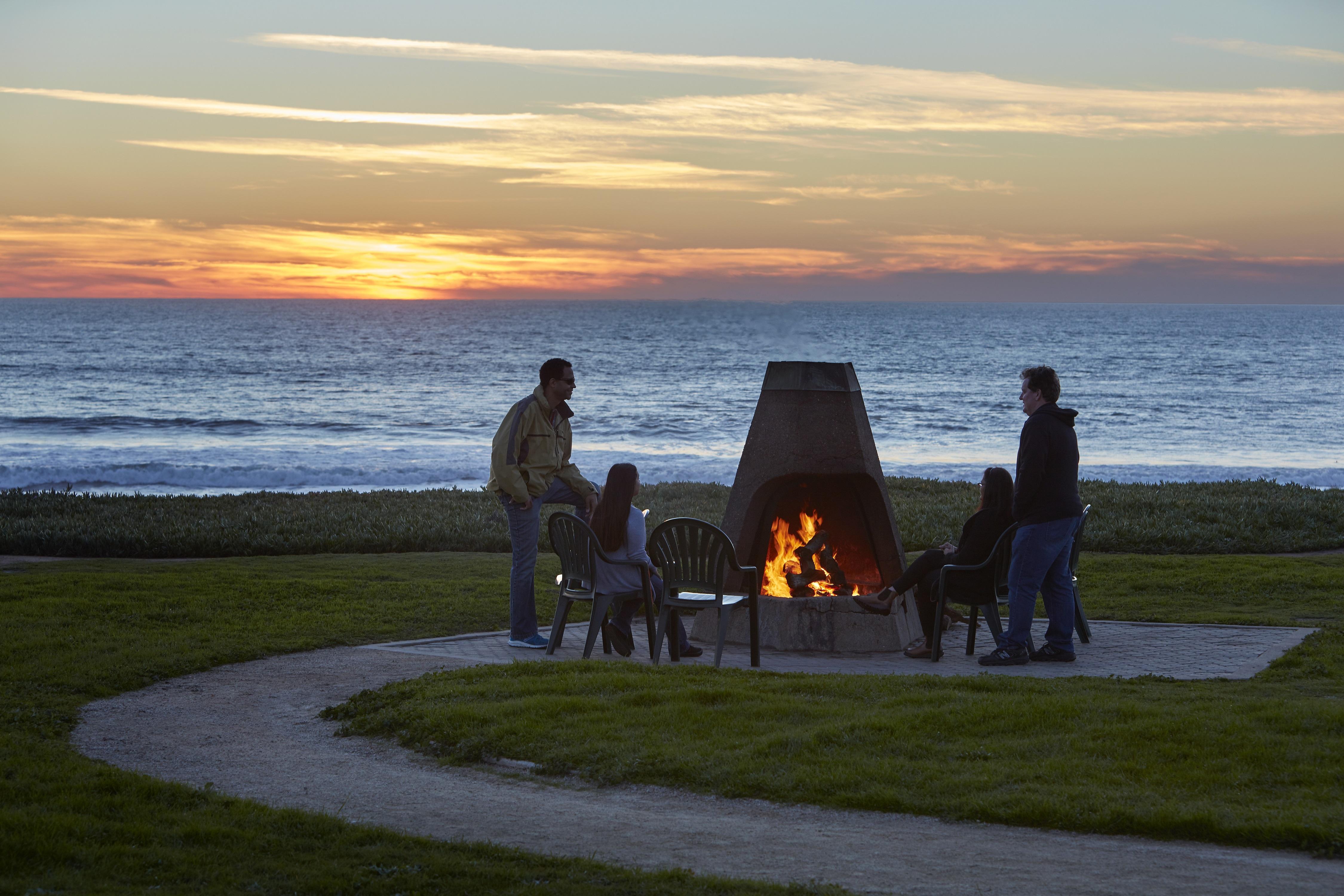 Cavalier Oceanfront Resort San Simeon Exterior foto